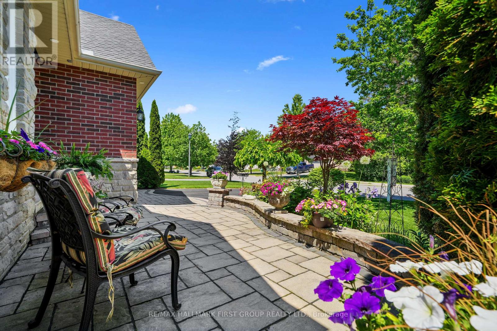 489 FOOTE CRESCENT - 4
