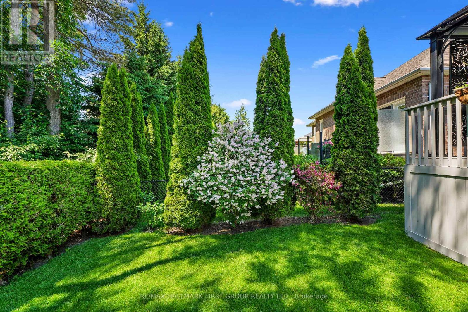 489 FOOTE CRESCENT - 47