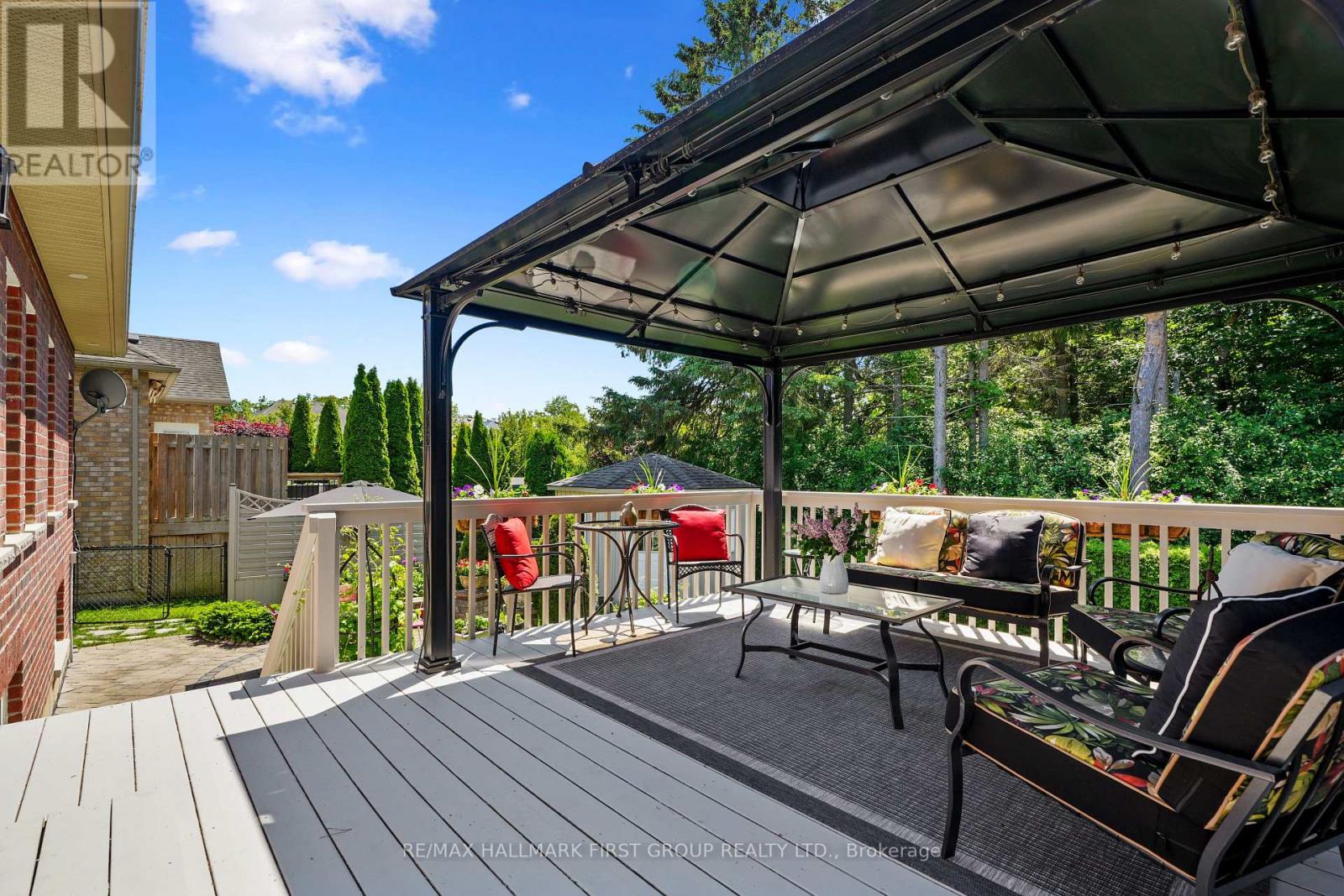 489 FOOTE CRESCENT - 41