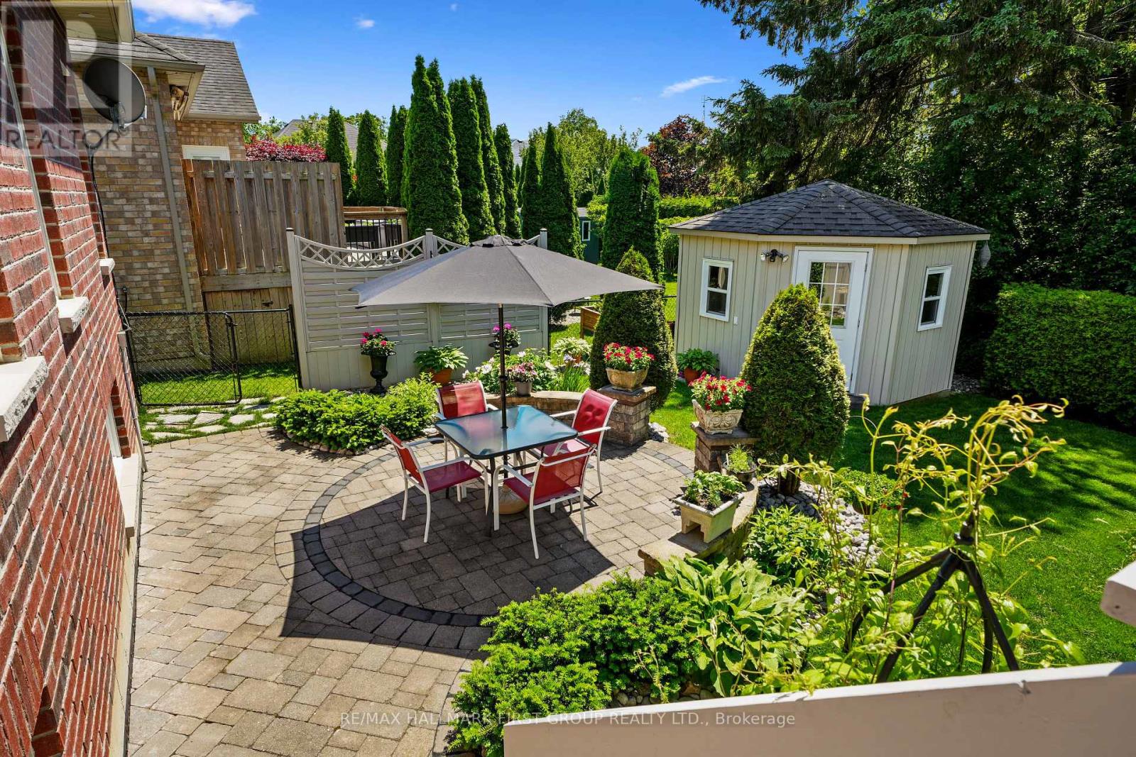 489 FOOTE CRESCENT - 42