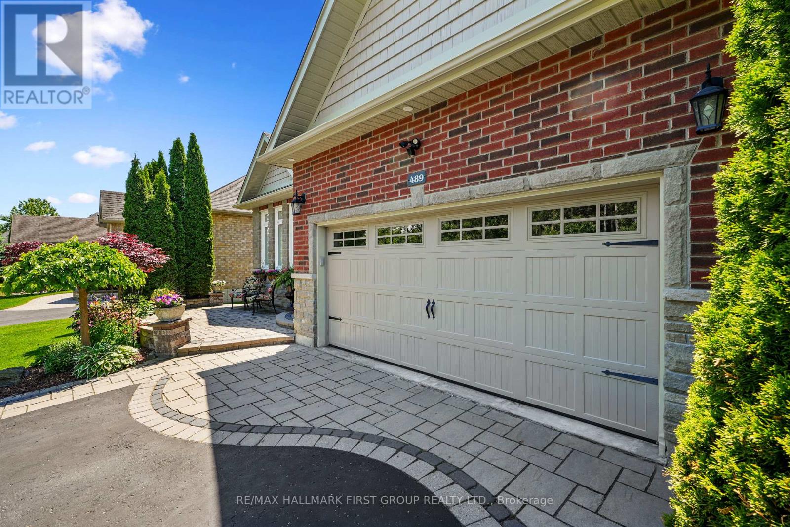 489 FOOTE CRESCENT - 2