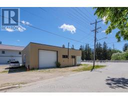 17 1st Ave N, Chesley 1st Avenue N, Arran Elderslie, ON N0G1L0 Photo 29