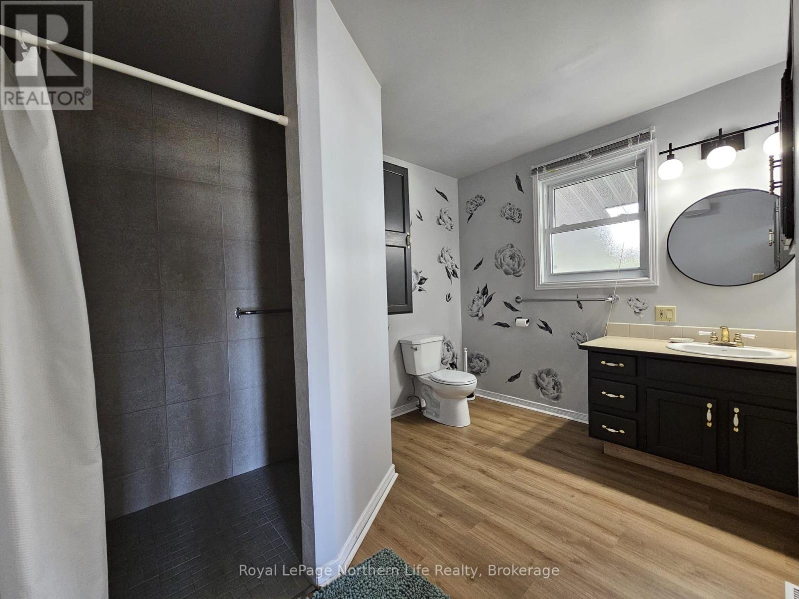 197 HESSLE AVENUE - 12