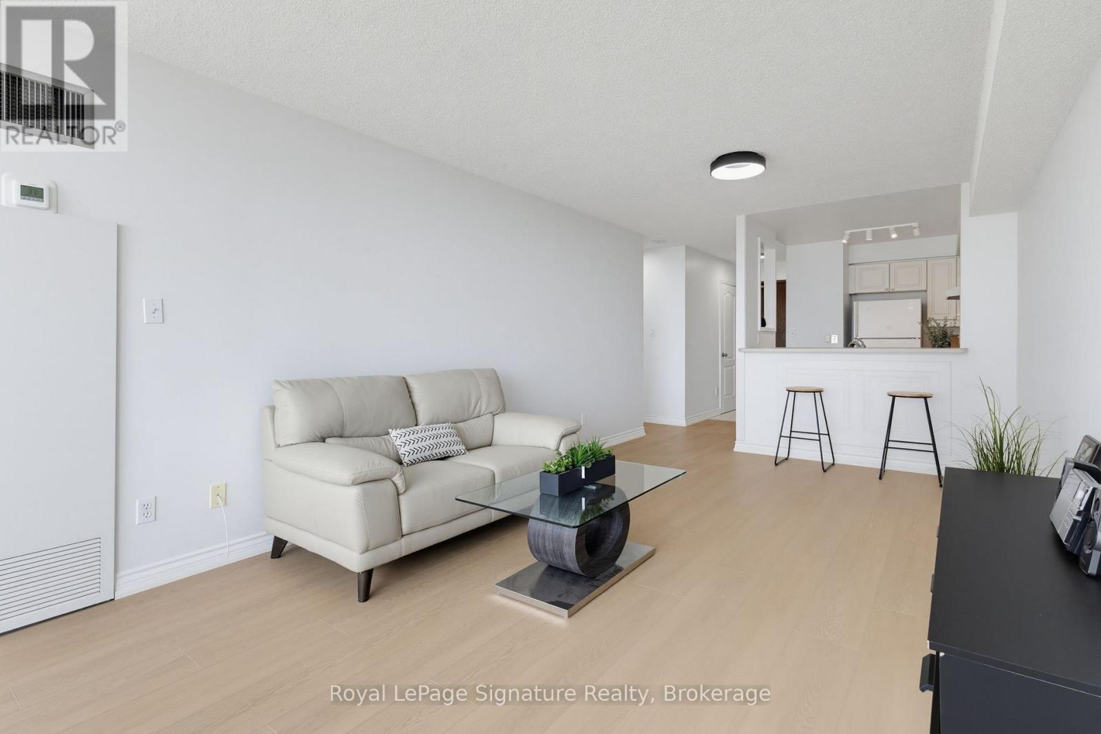 #1407 1276 MAPLE CROSSING BOULEVARD - 11