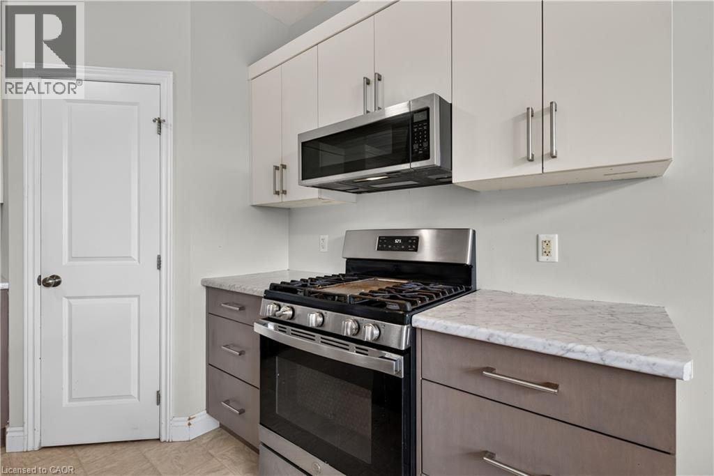 32 ASHBERRY Place - 15
