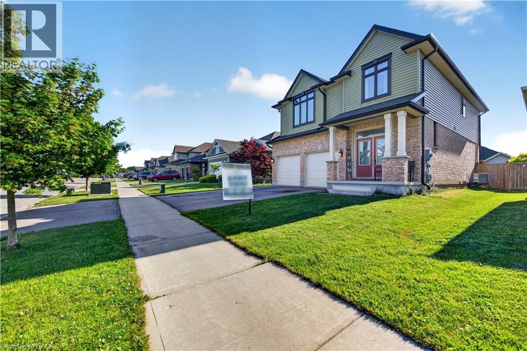 32 ASHBERRY Place - 5