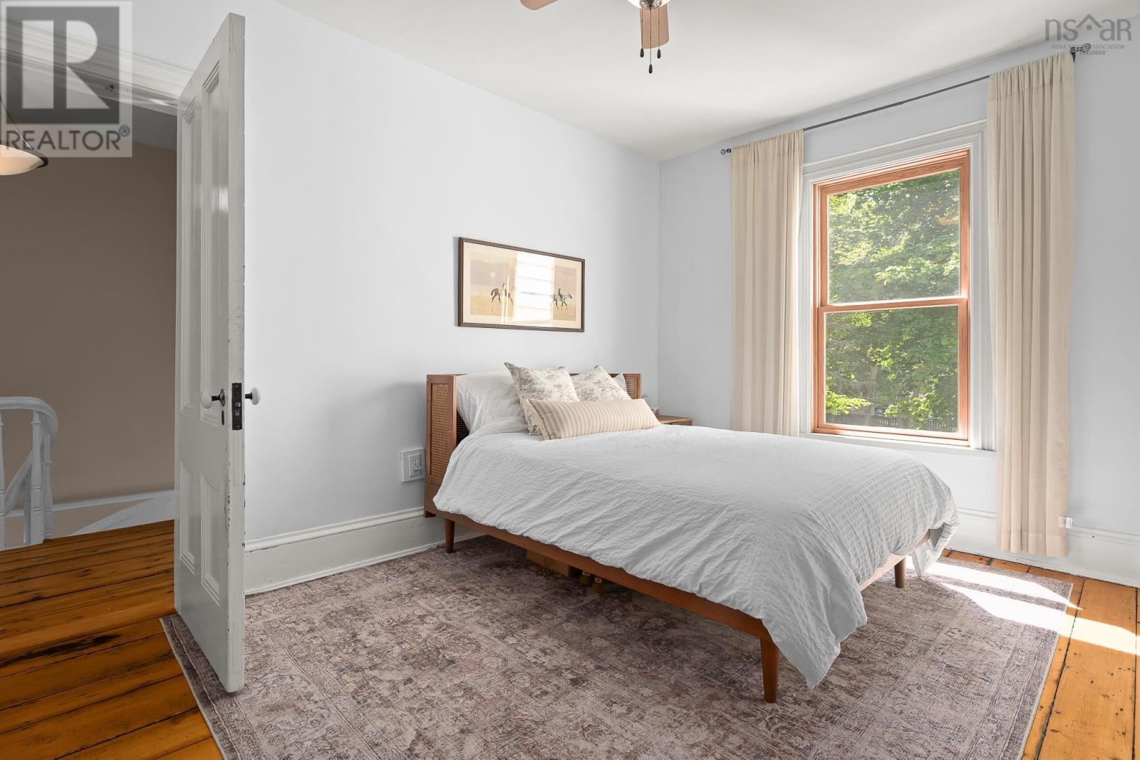 Property 22 of 43 of 6078 Compton Avenue