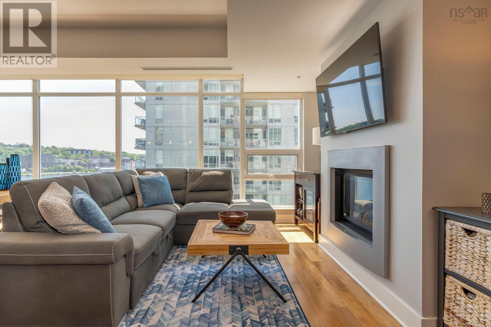 Property 3 of 36 of 503 31 Kings Wharf Place