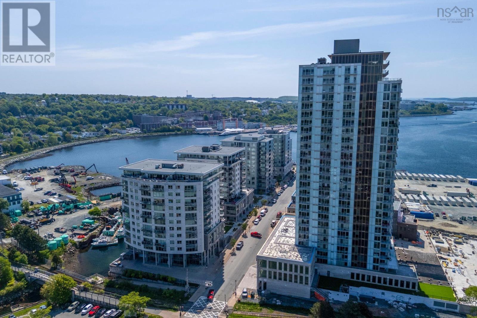 Property 35 of 36 of 503 31 Kings Wharf Place