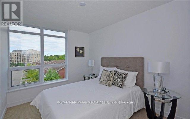 #424 120 DALLIMORE CIRCLE - 14
