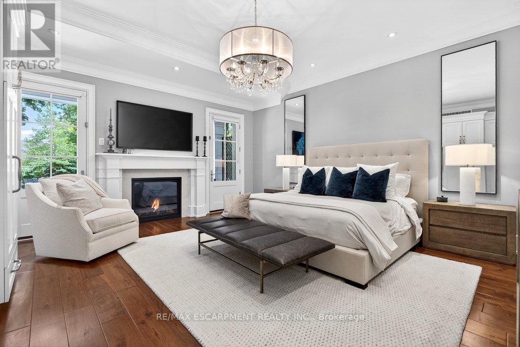 162 FRUITLAND AVENUE - 18