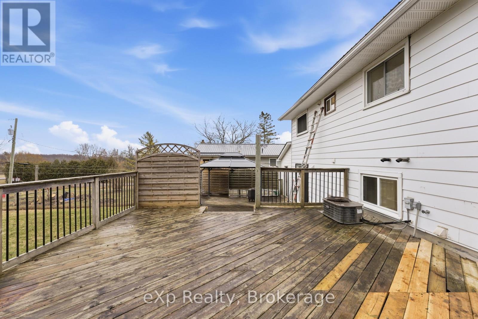 696 WHITES ROAD - 34
