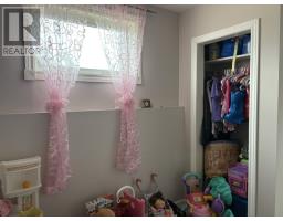 28 Westland Drive thumbnail 30