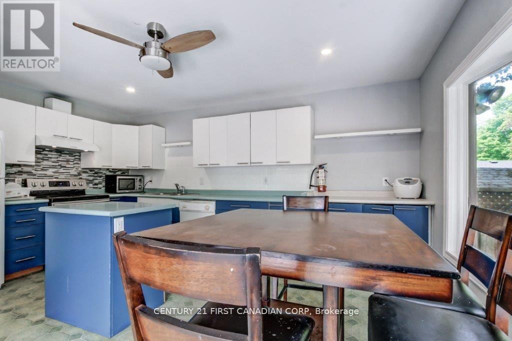 776 QUEBEC STREET - 3