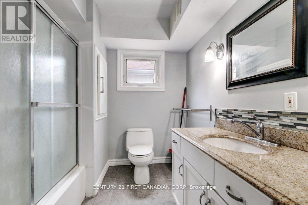 776 QUEBEC STREET - 9