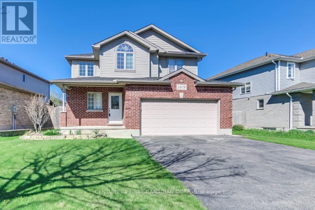 1678 BLACKMAPLE CRESCENT - 1