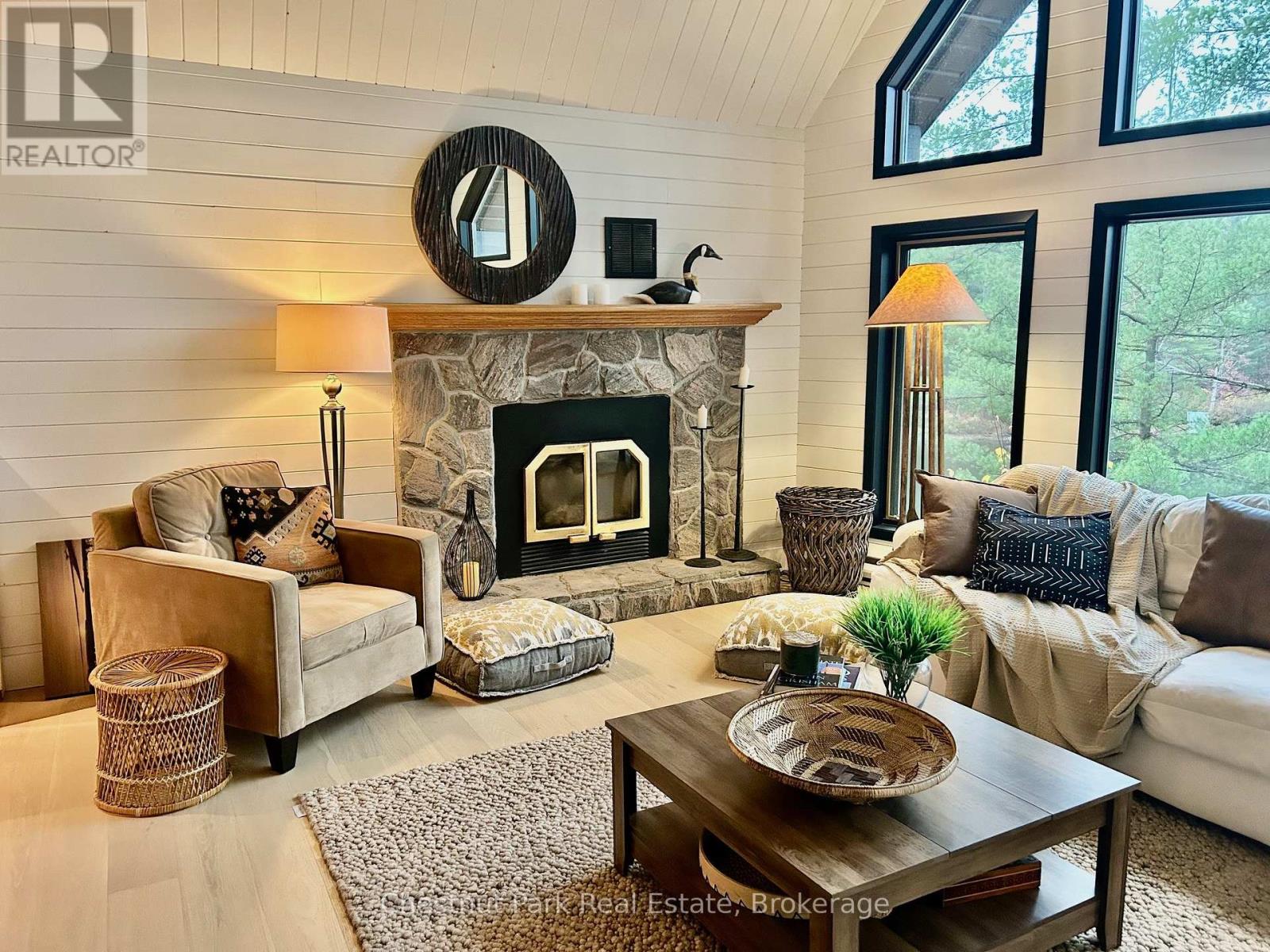 5600 KAHSHE LAKE - 11