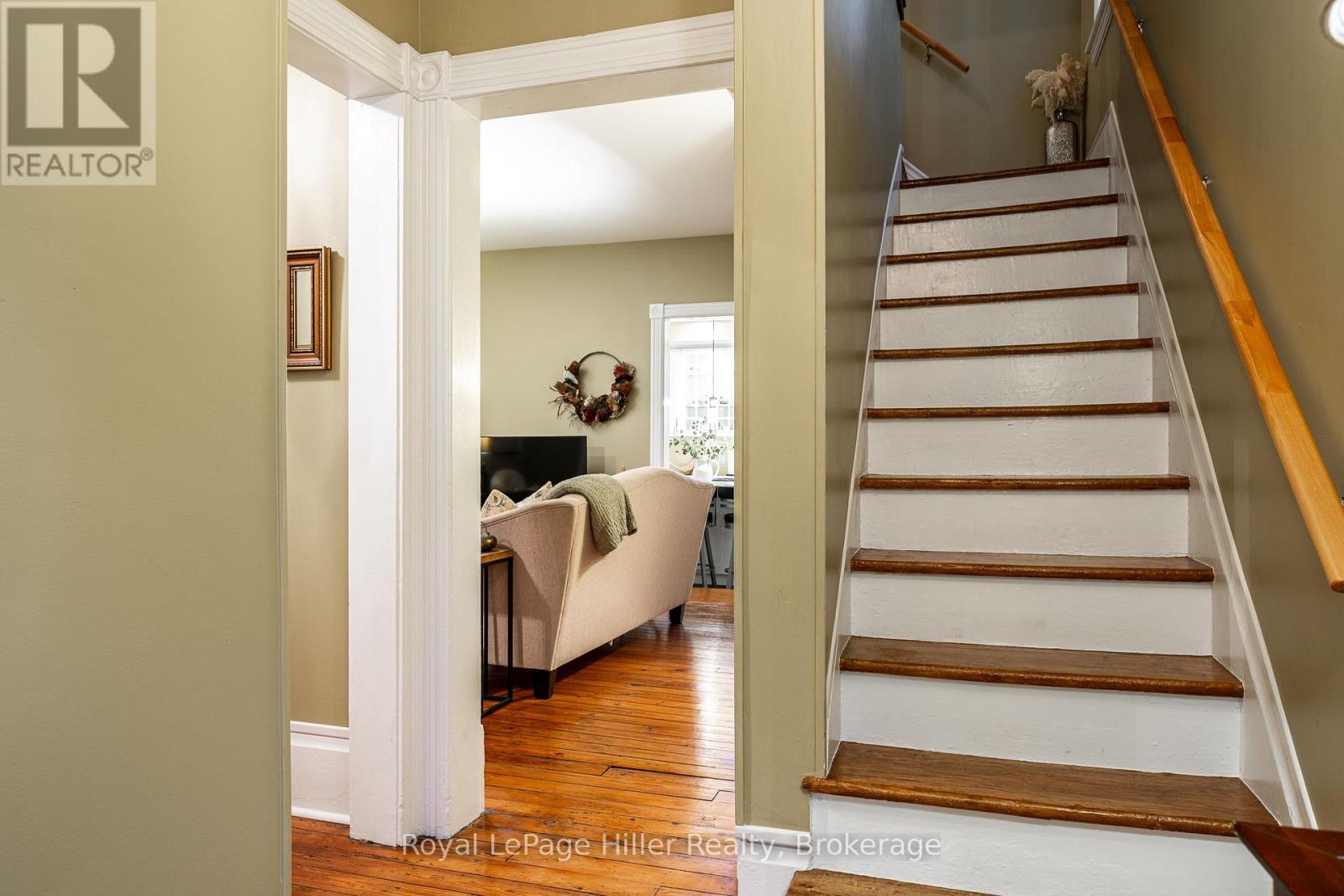 121 MILTON STREET - 4