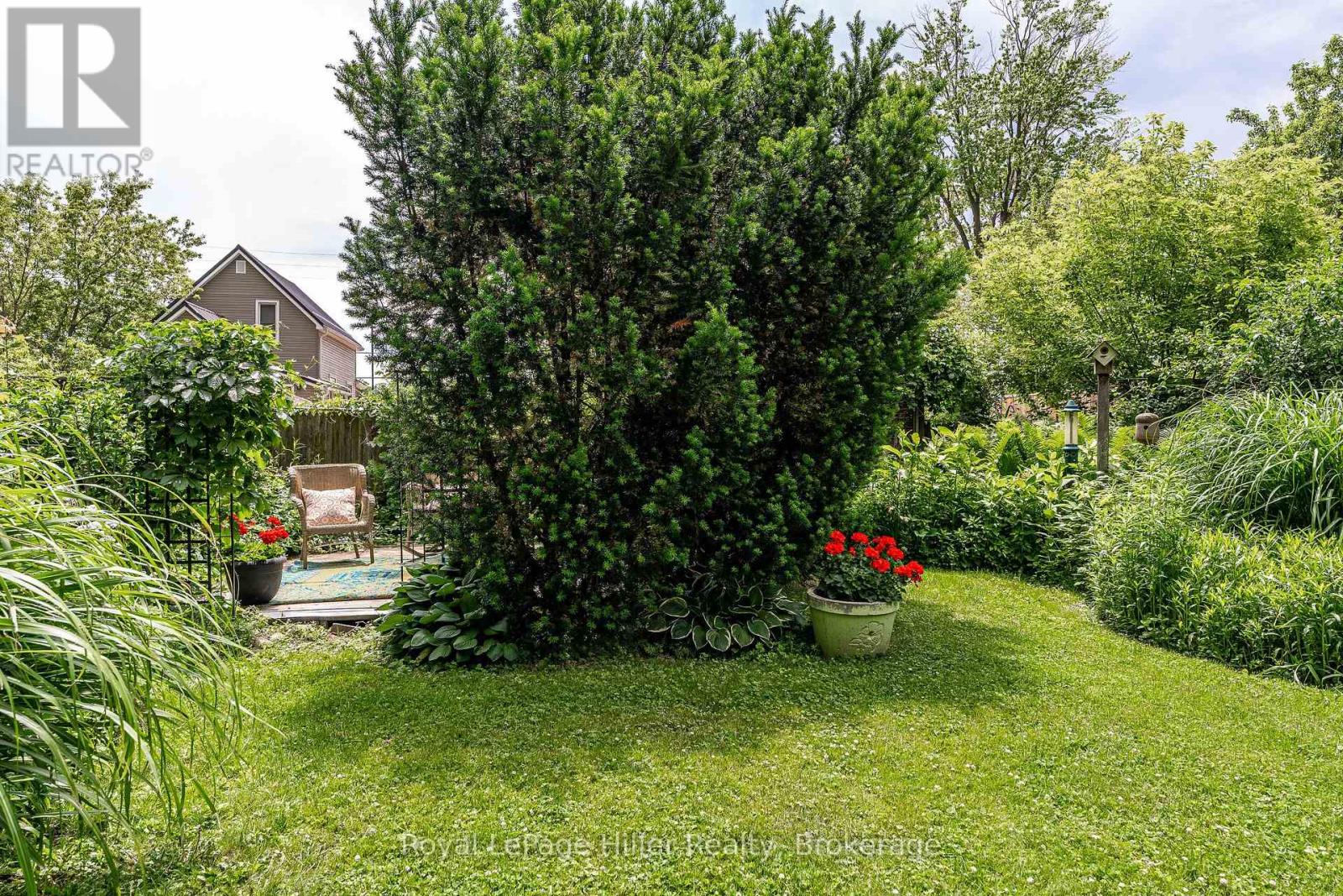 121 MILTON STREET - 43