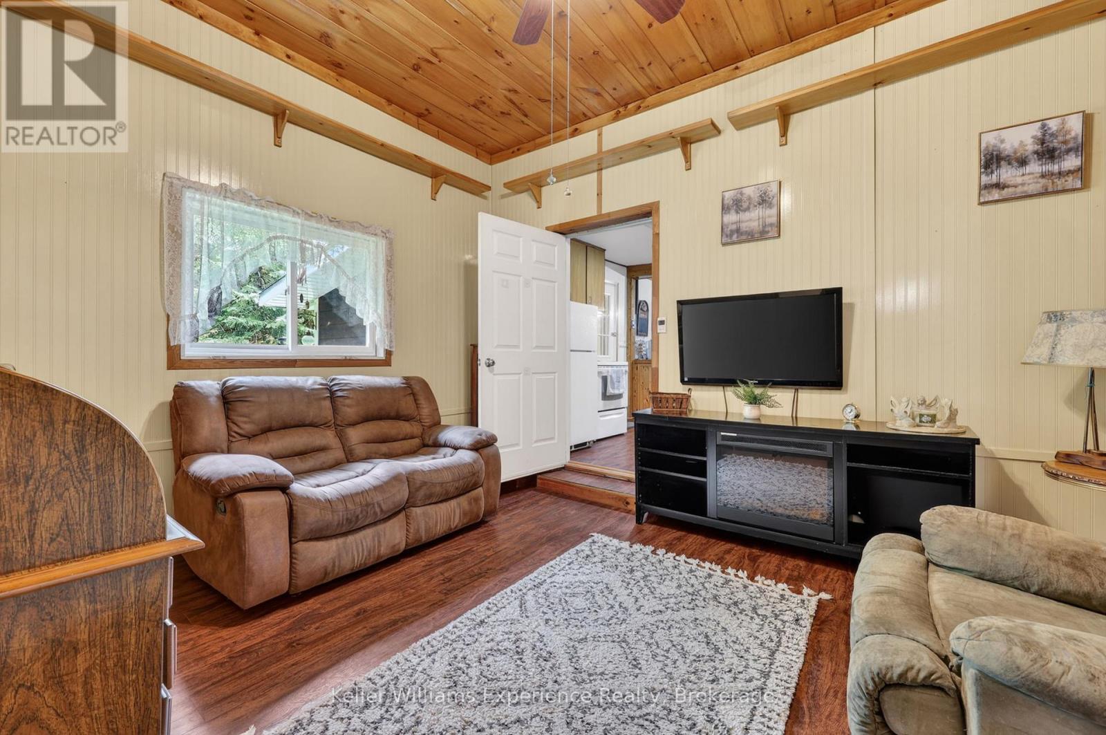 1133 SHERWOOD FOREST ROAD - 18