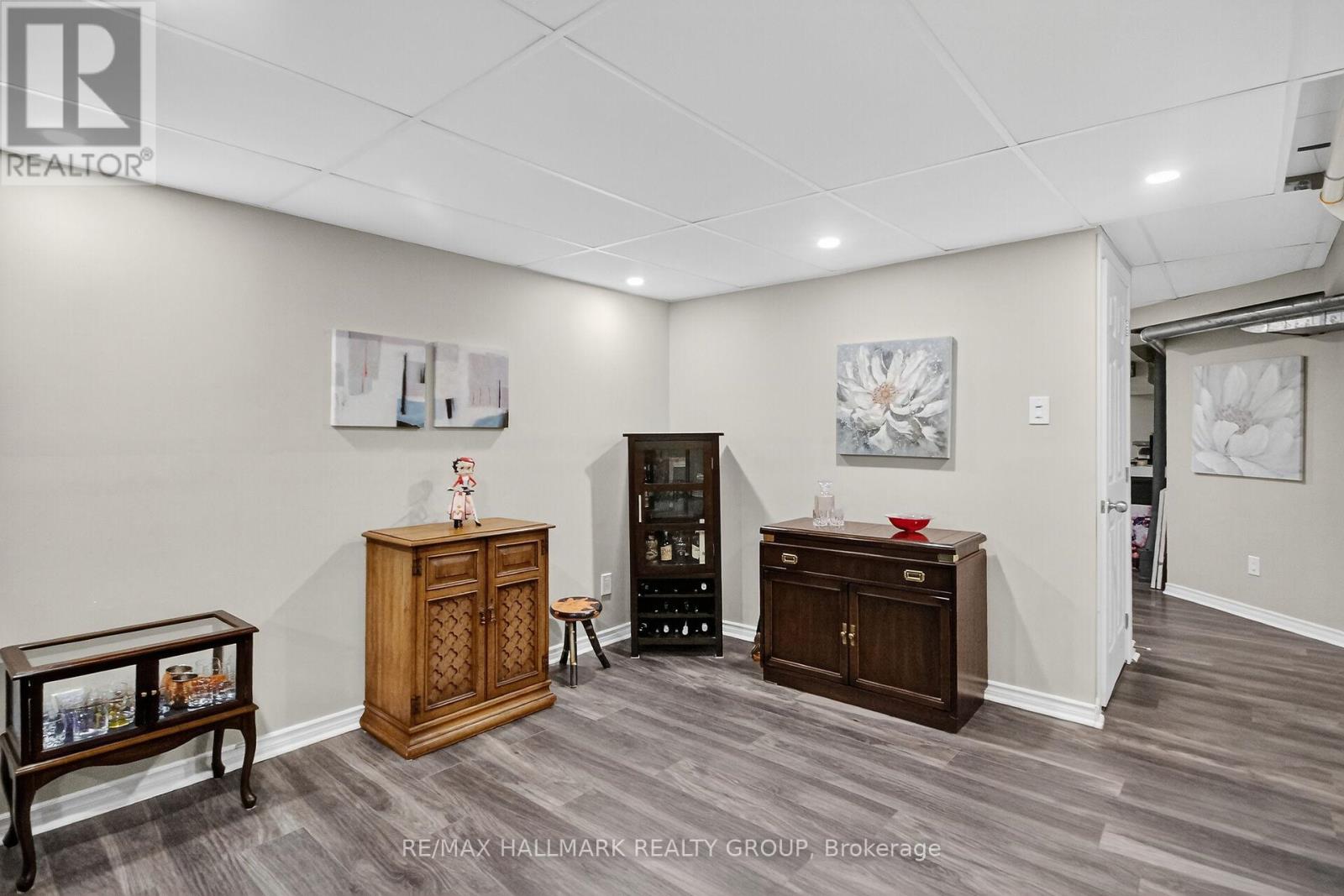 3 Bed, 3 Bath House for Sale in Ottawa – 110 HUNTER’S GLEN CRESCENT, Ottawa – MLS# X13455154 - Image 26