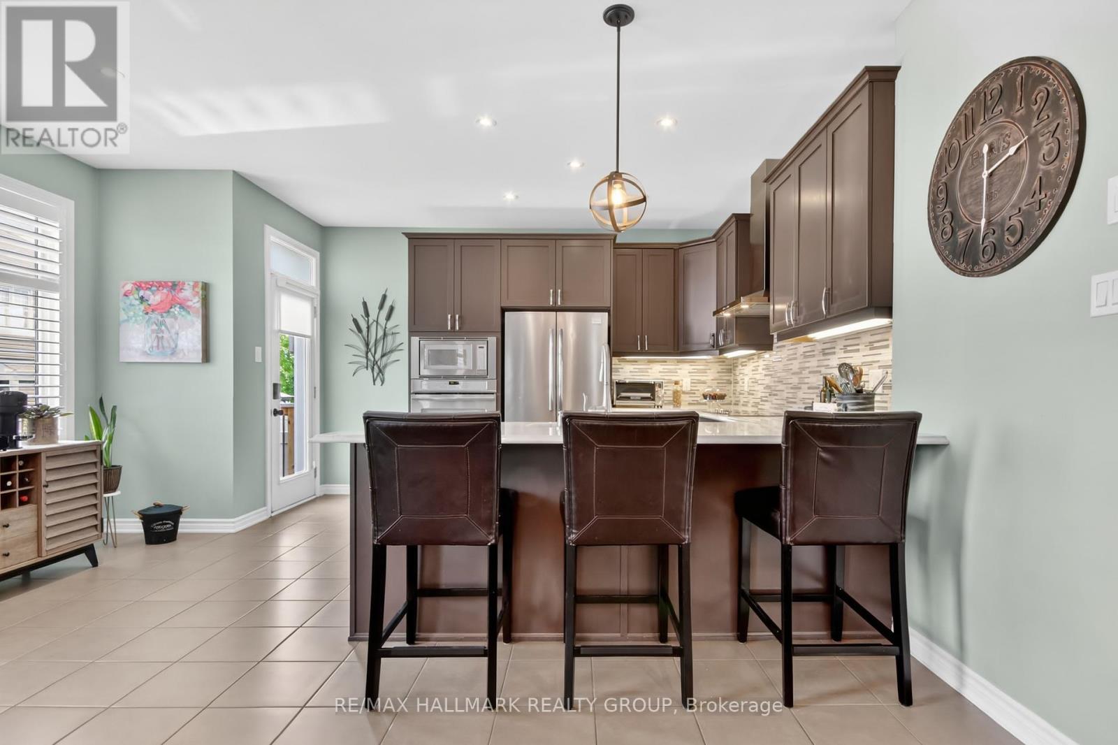 4 Bed, 4 Bath House for Sale in Ottawa – 33 SUMMITVIEW DRIVE, Ottawa – MLS# X13455308 - Image 8