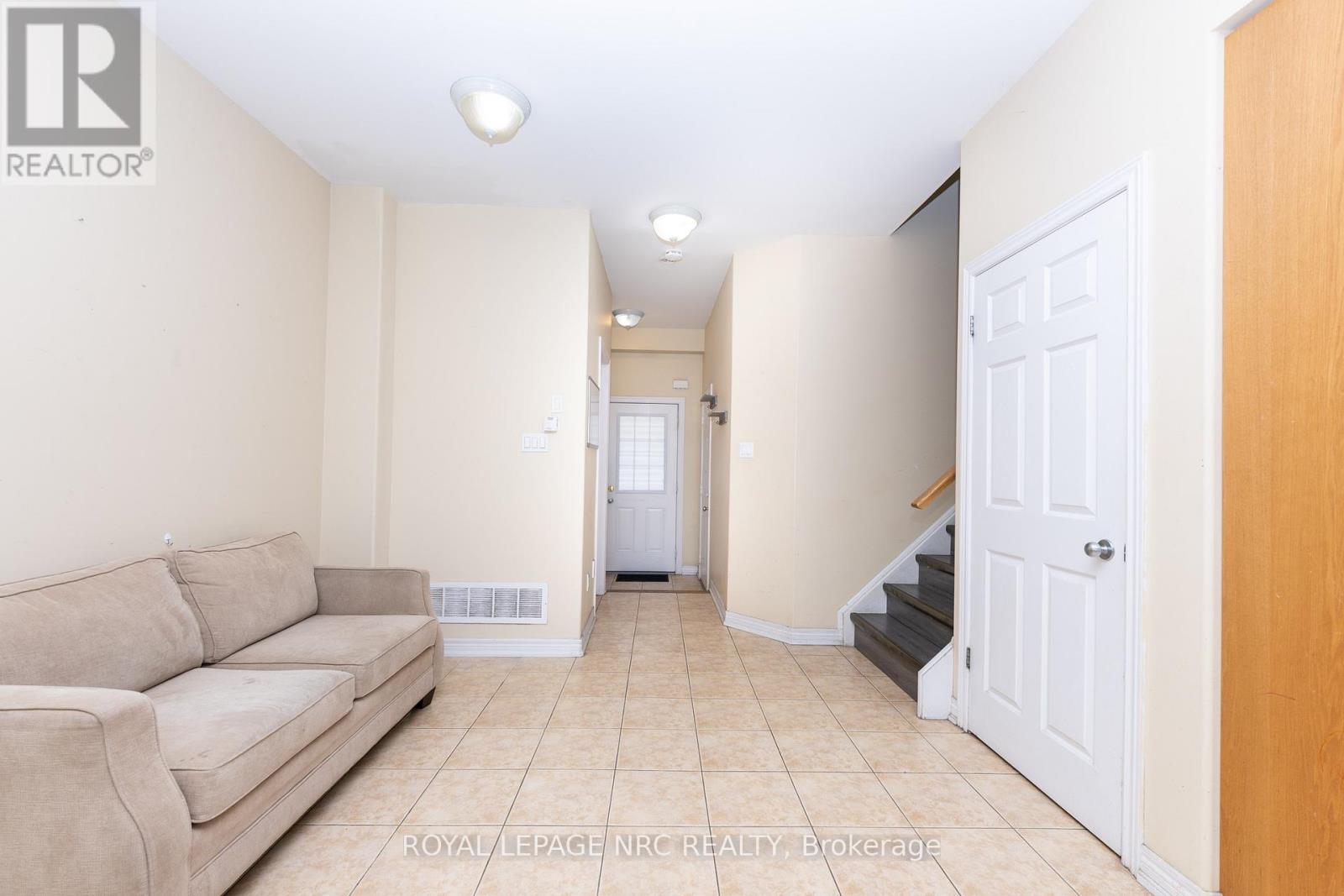 34 CHLOE STREET - 10