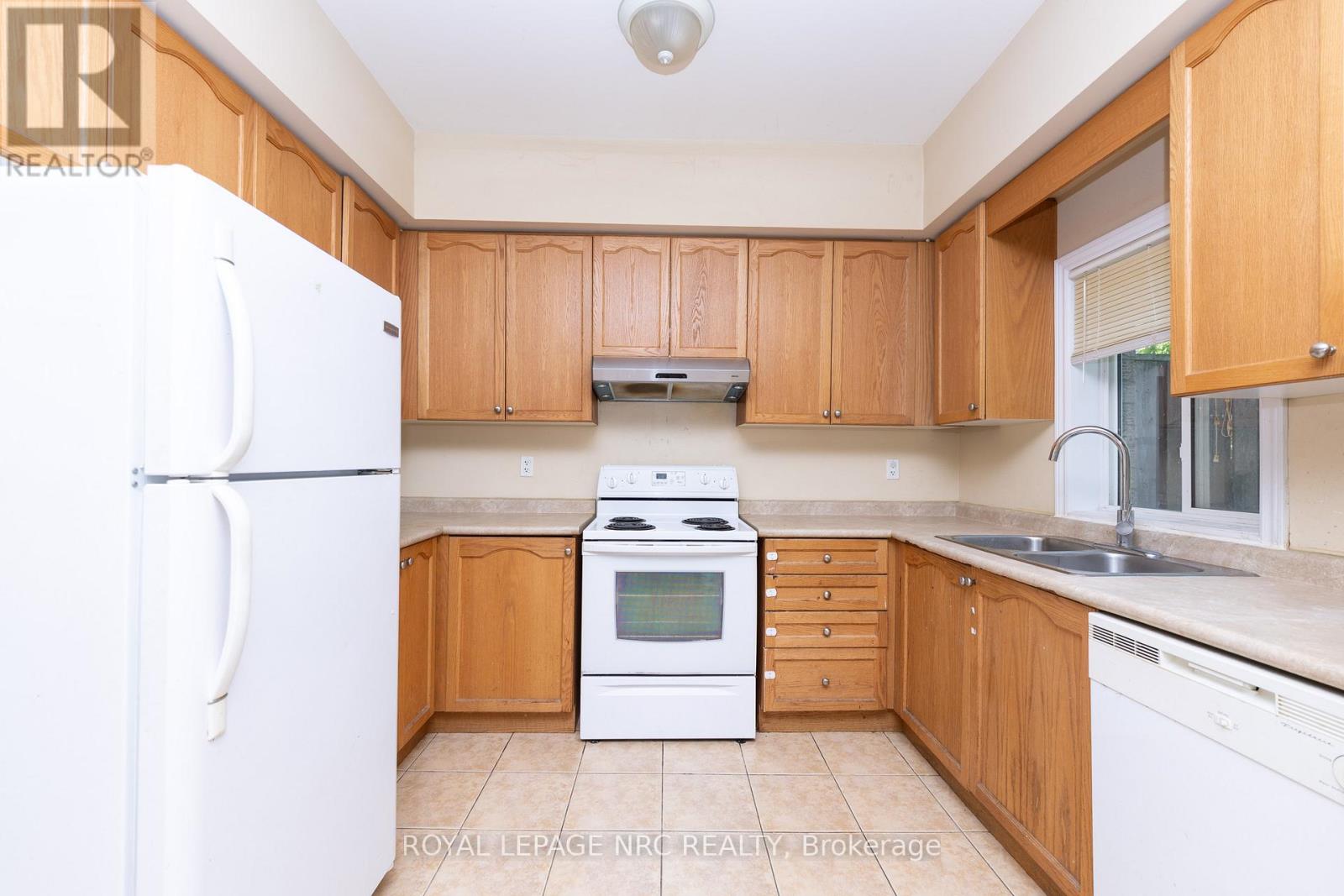 34 CHLOE STREET - 8