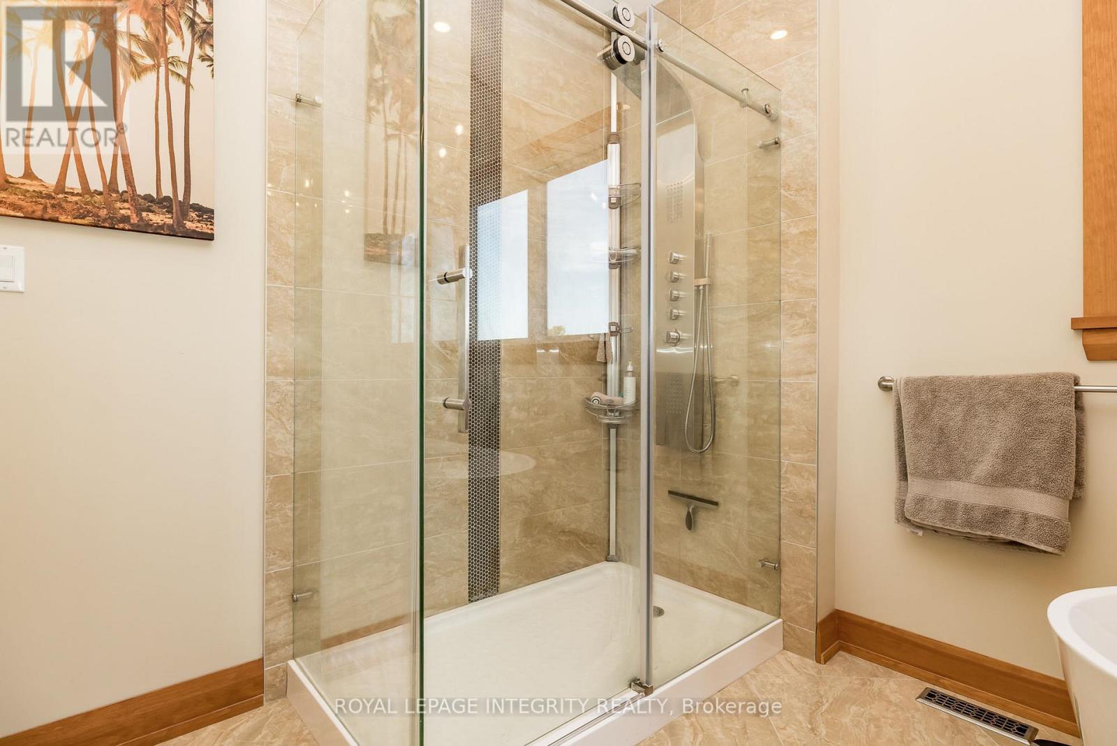 3052 STONERIDGE ROAD - 30