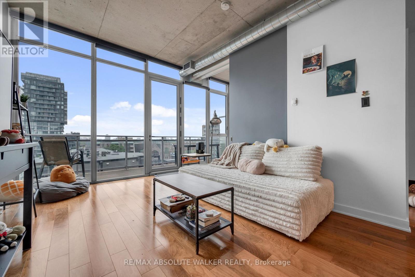#717 360 MCLEOD STREET - 2