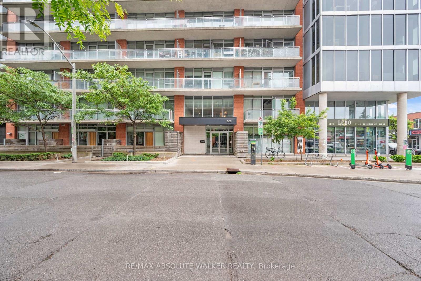 #717 360 MCLEOD STREET - 6
