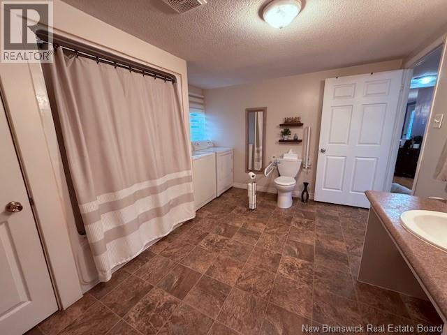 2537 Des Pionniers Avenue - 16