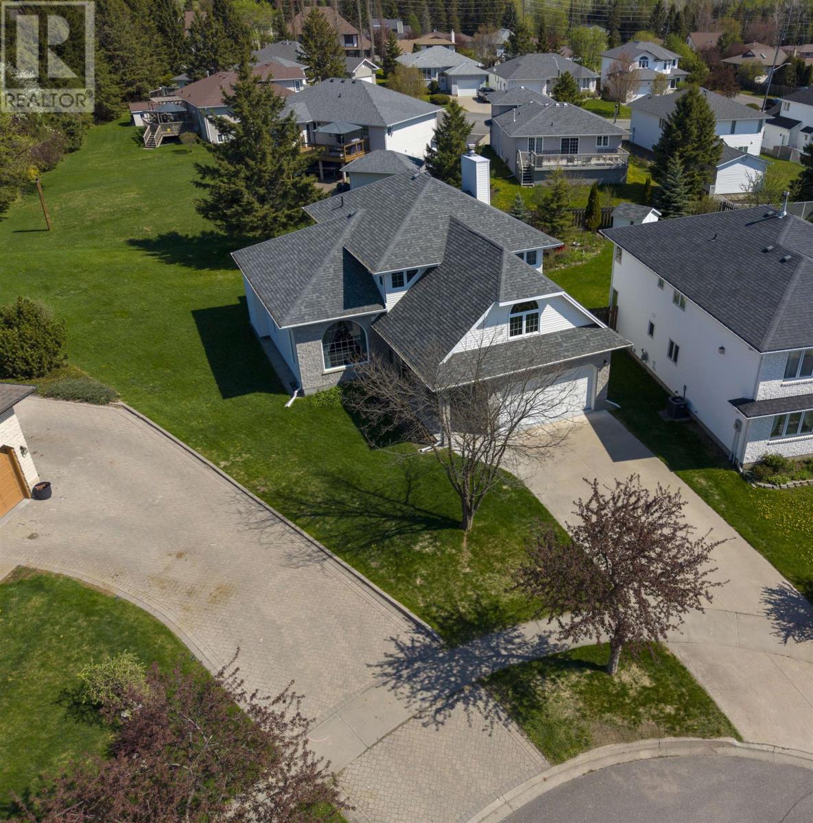 113 Princeton PL - 2
