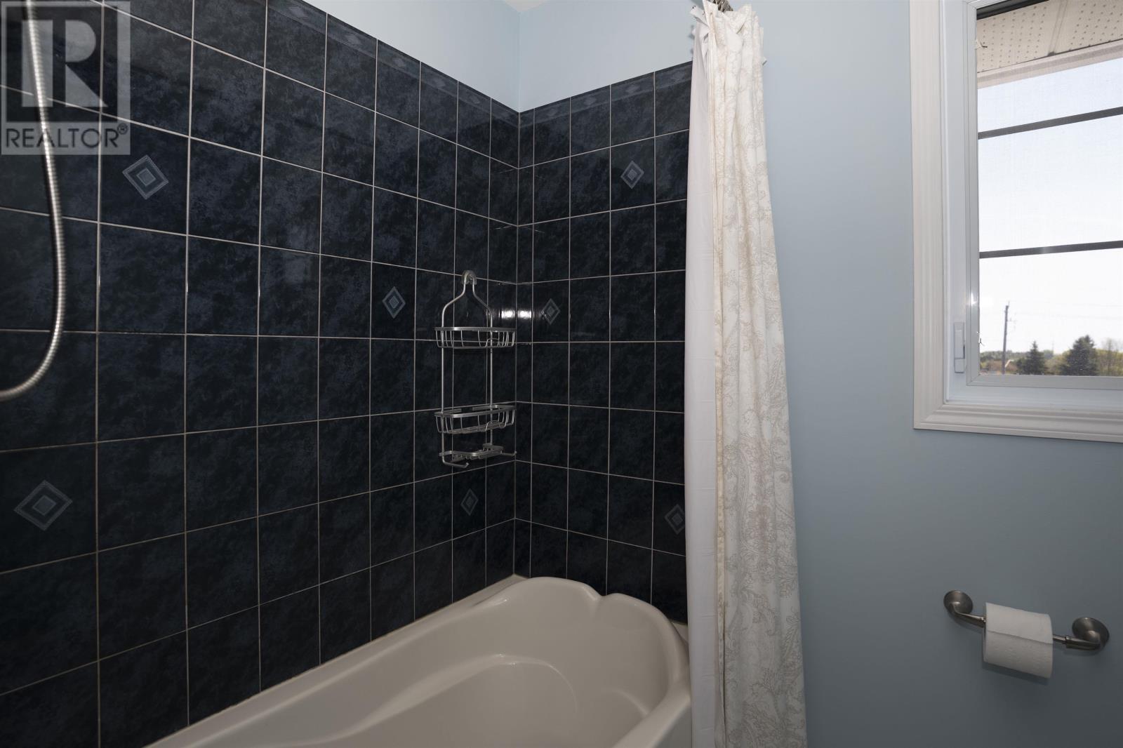 113 Princeton PL - 27