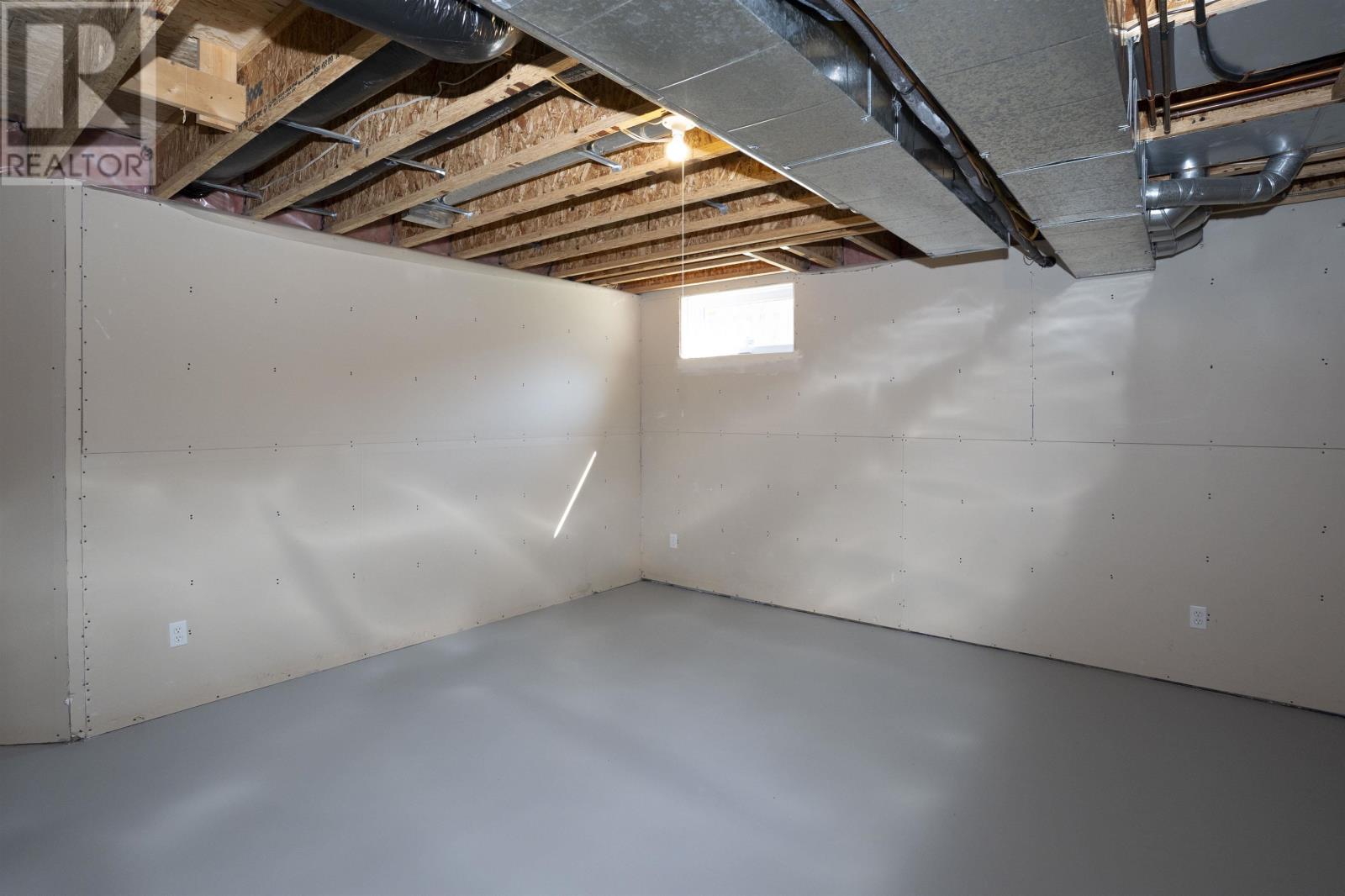 113 Princeton PL - 33