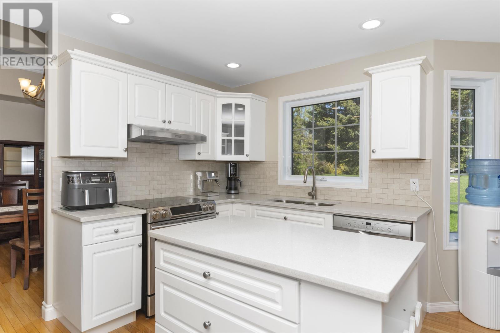 113 Princeton PL - 8