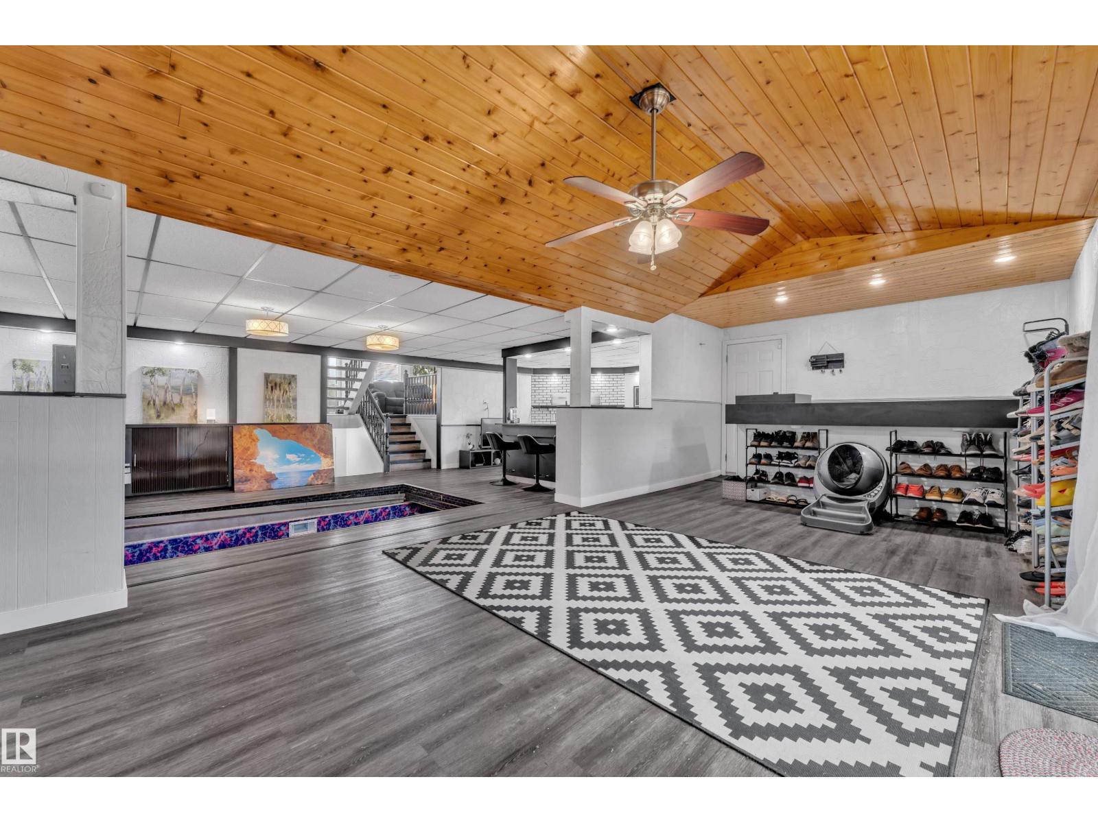 2219 MILLBOURNE RD W NW — photo 34