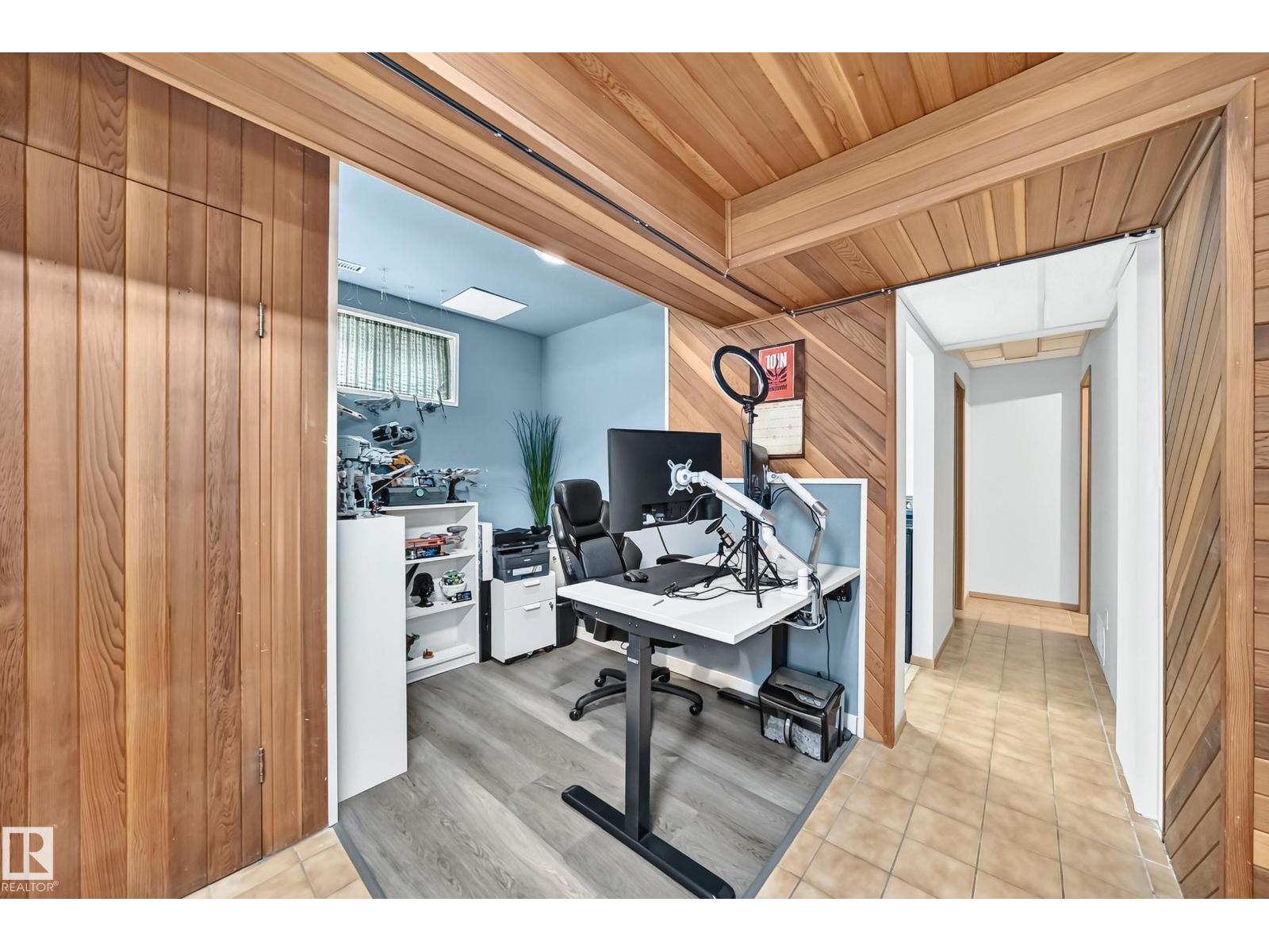 10210 154 ST NW - 22