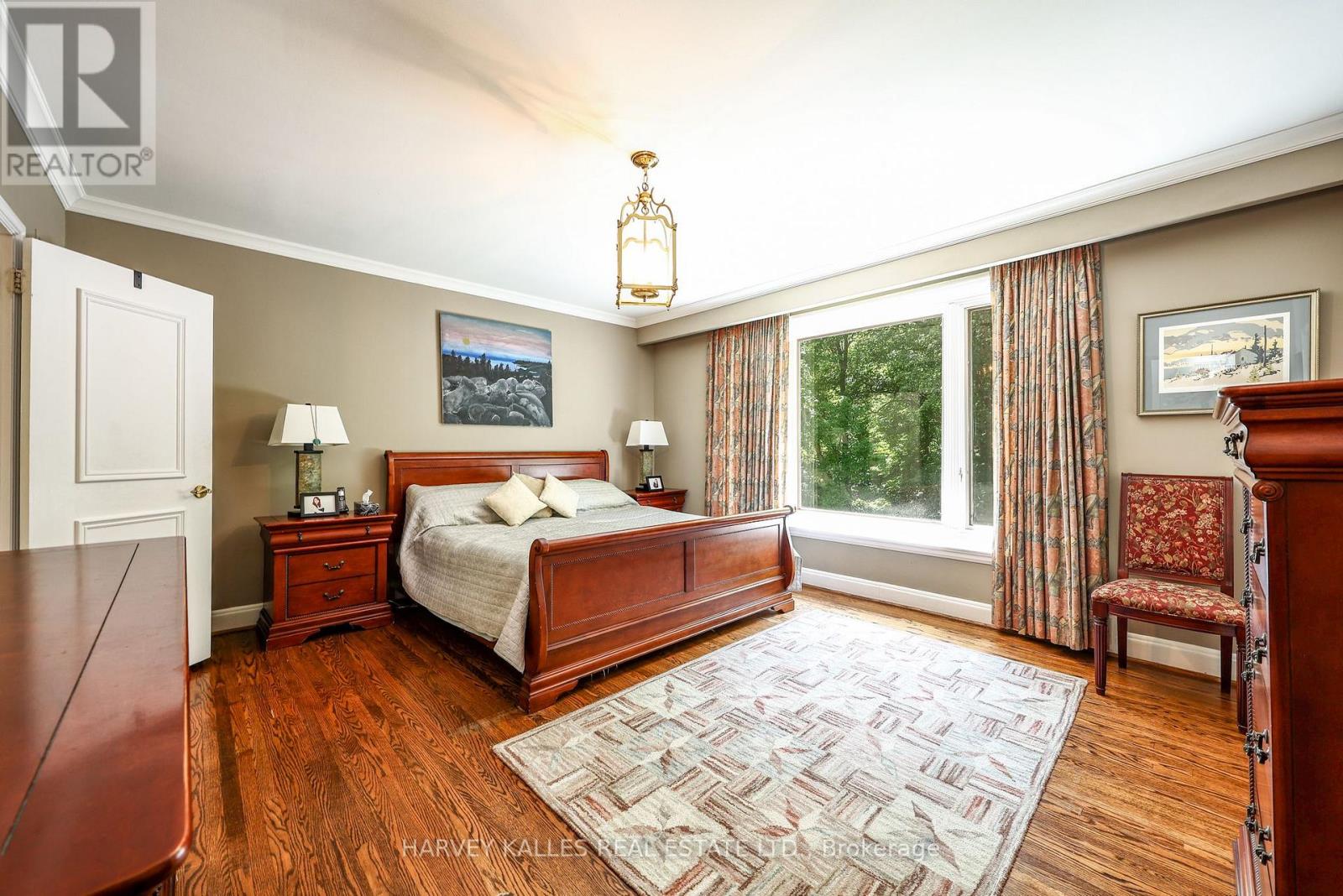 176 OLD YONGE STREET - 28