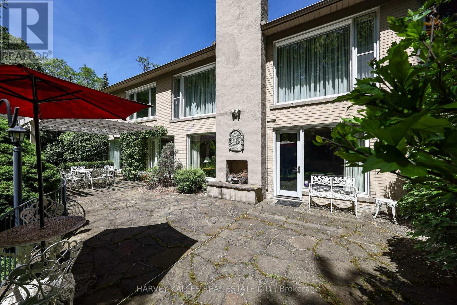 176 OLD YONGE STREET - 44