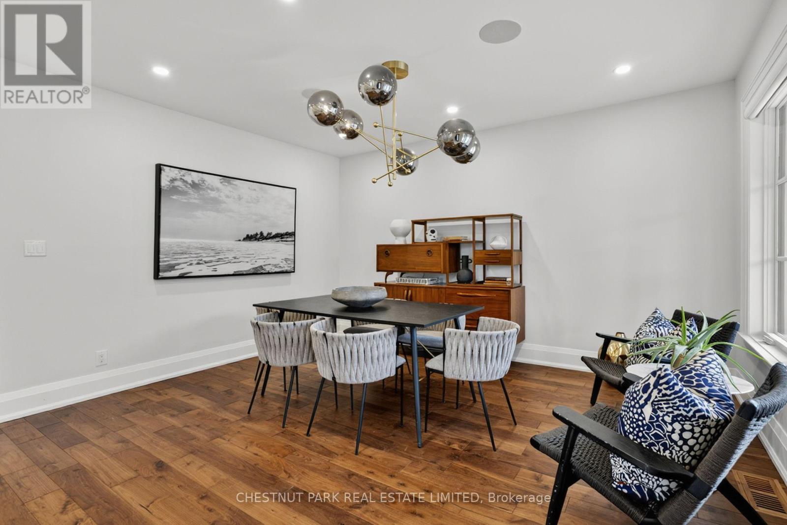 411 KEEWATIN AVENUE - 17