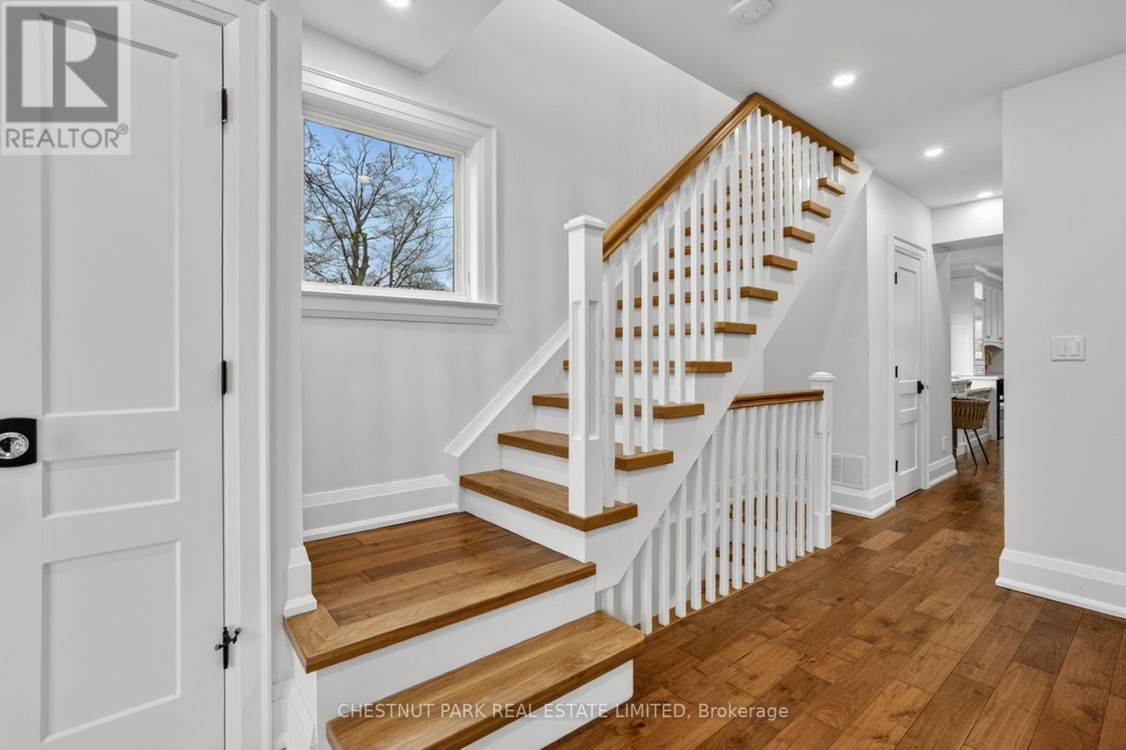 411 KEEWATIN AVENUE - 20