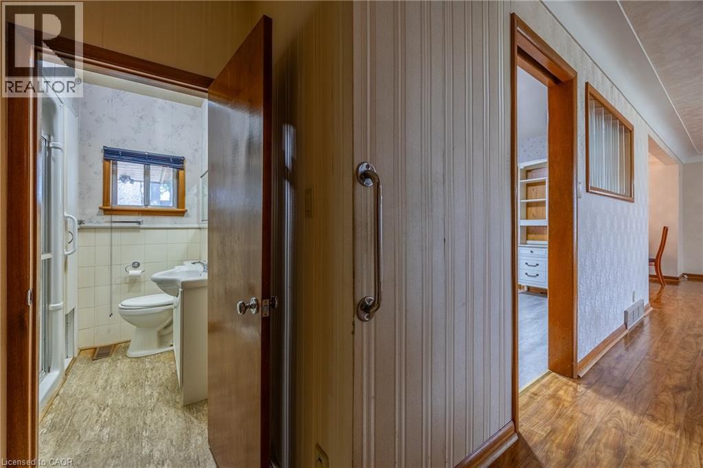 631 PEEL Street - 15