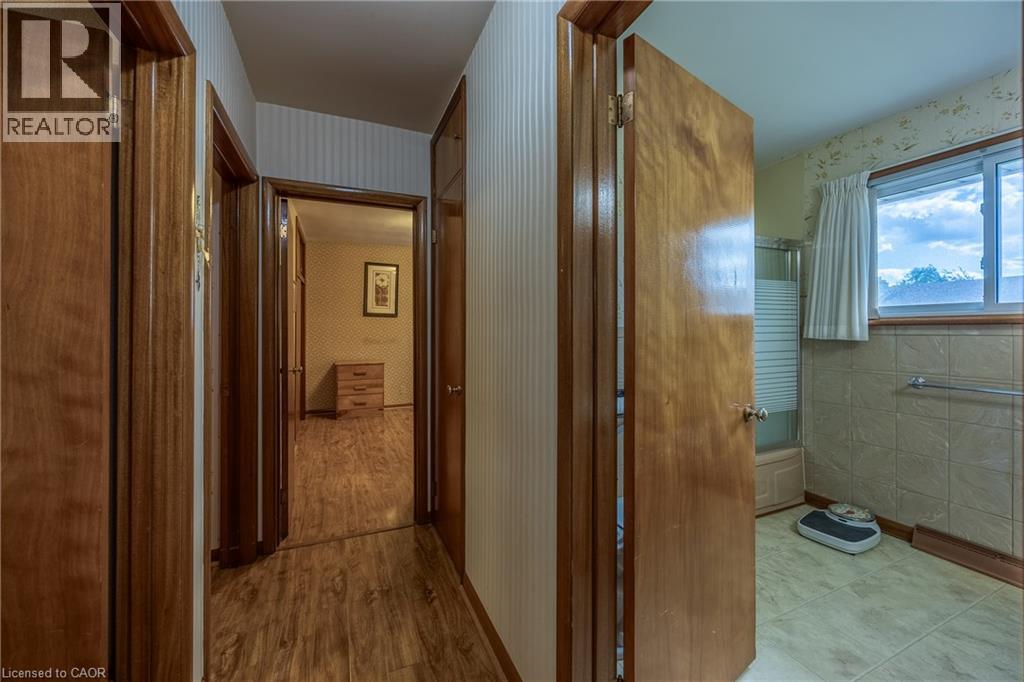 631 PEEL Street - 17