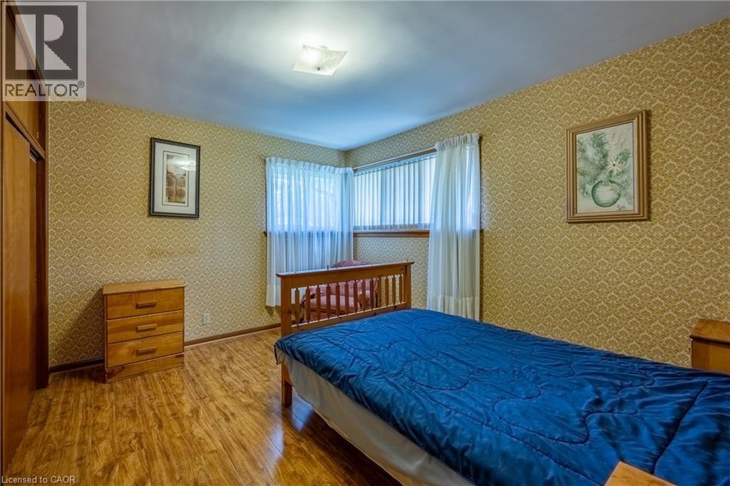 631 PEEL Street - 24