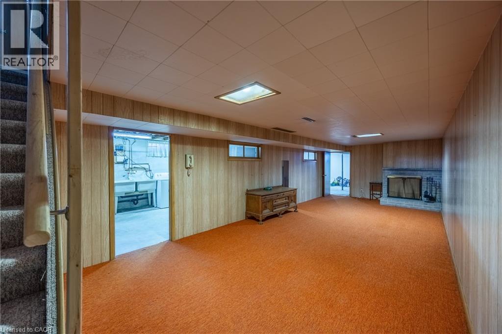 631 PEEL Street - 27