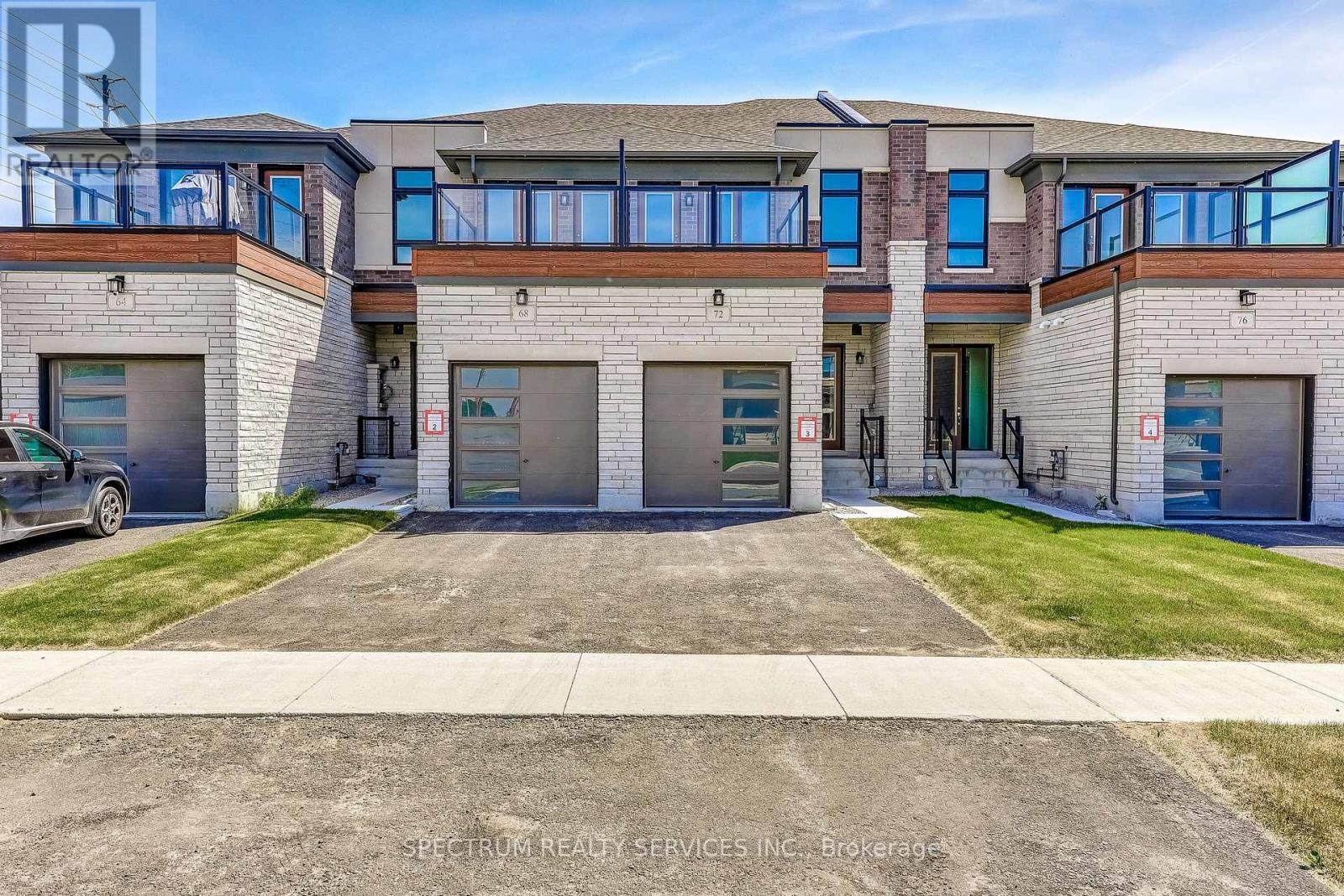 72 ADARIO CRESCENT - 1
