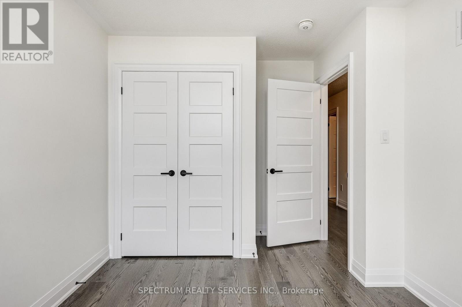72 ADARIO CRESCENT - 28