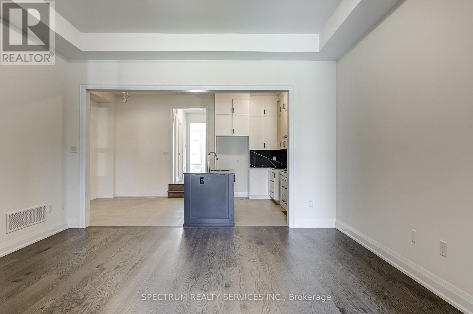 72 ADARIO CRESCENT - 6