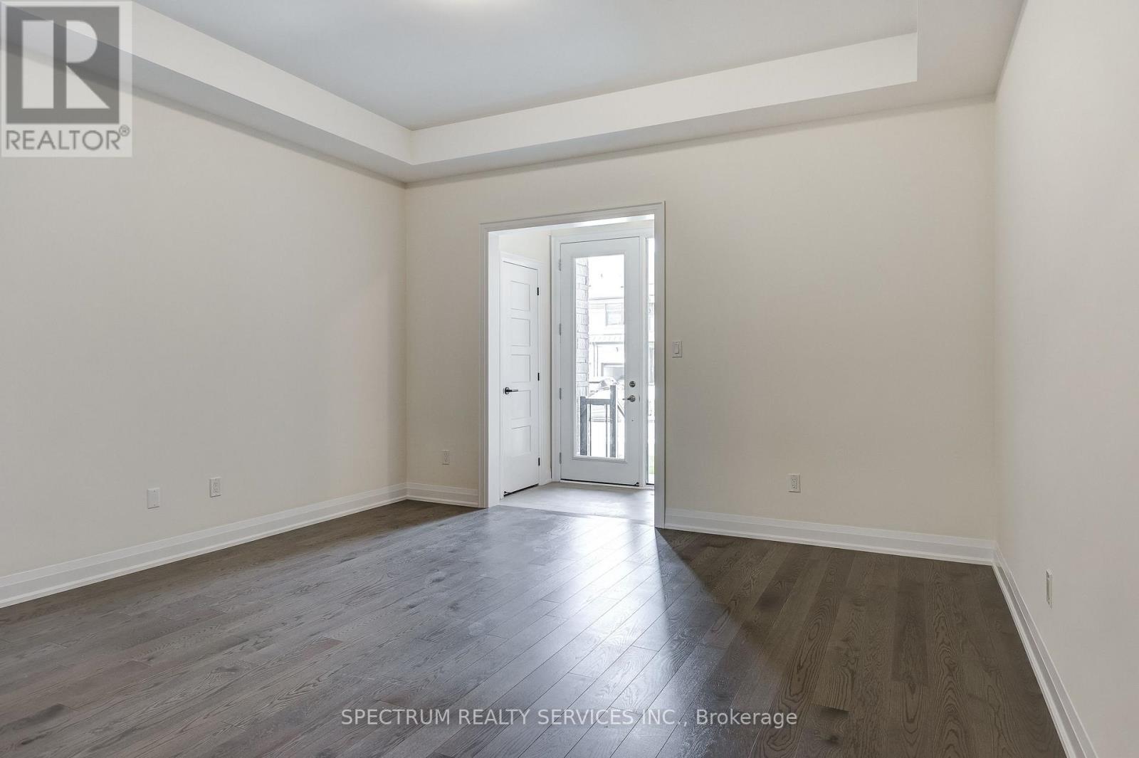 72 ADARIO CRESCENT - 7